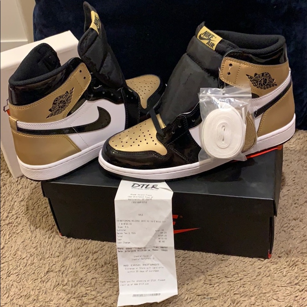 Air Jordan 1 Retro High OG NRG sz 9.5